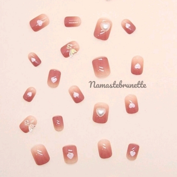 2/$16 3D Heart Bows Pearls Press On Nails - Picture 9 of 17